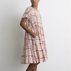 OSEI-DURO Layer Dress Pinky Tan and White Basketweave Print Pockets Size M